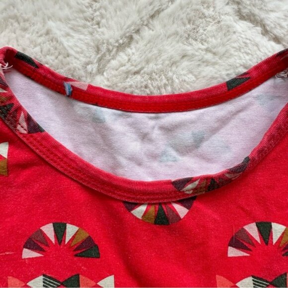Jelly The Pug | Red & Gray Feather Aztec Tribal Cameron Knit Dress | Size 5 - Picture 4 of 10